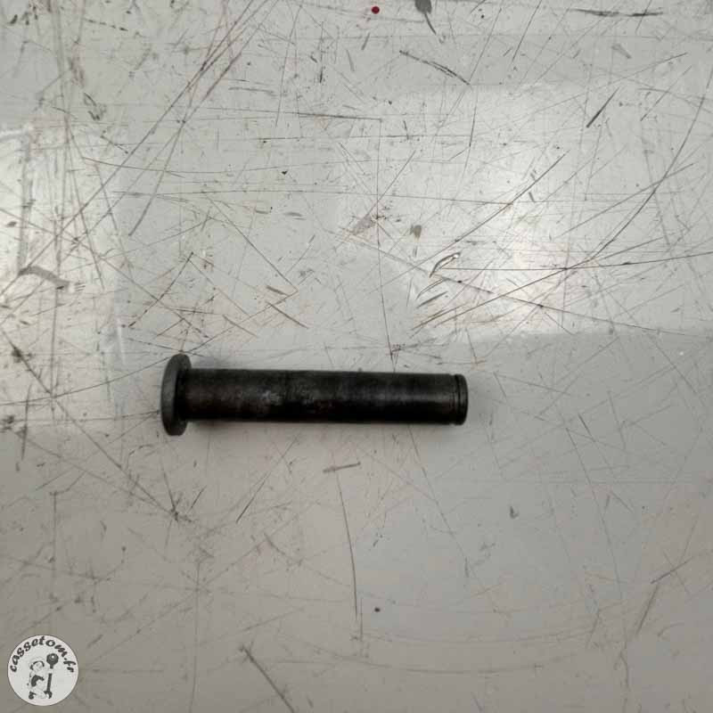 Repose pied avant gauche  Aprilia 660 rs 2024