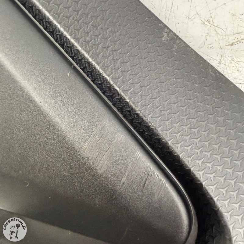 Carénage sous selle gauche  Aprilia 660 rs 2024