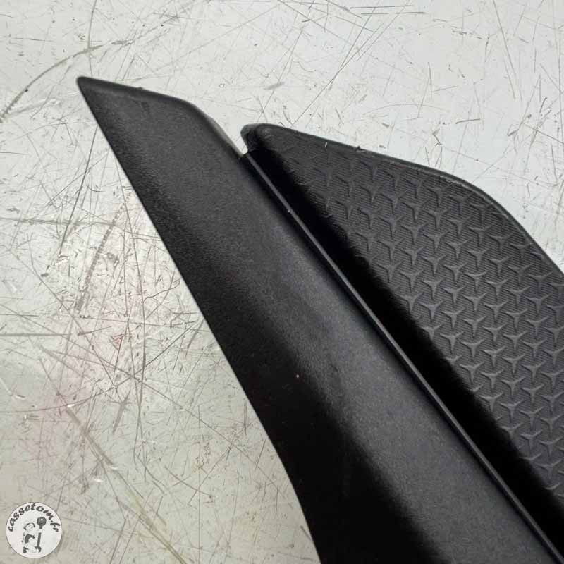 Carénage sous selle gauche  Aprilia 660 rs 2024