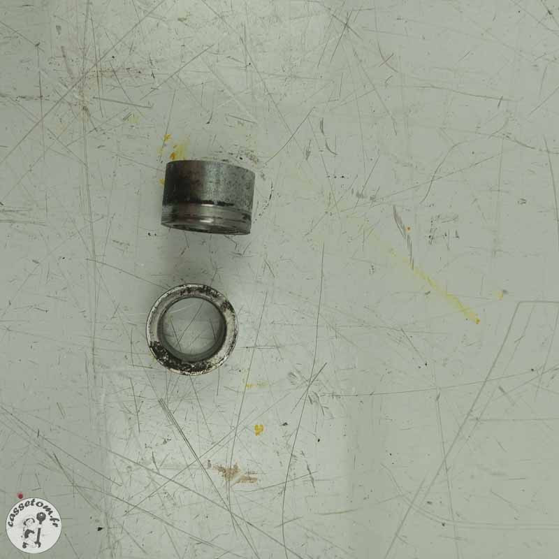 Axe de roue avant  Yamaha 700 Mt-07 2018