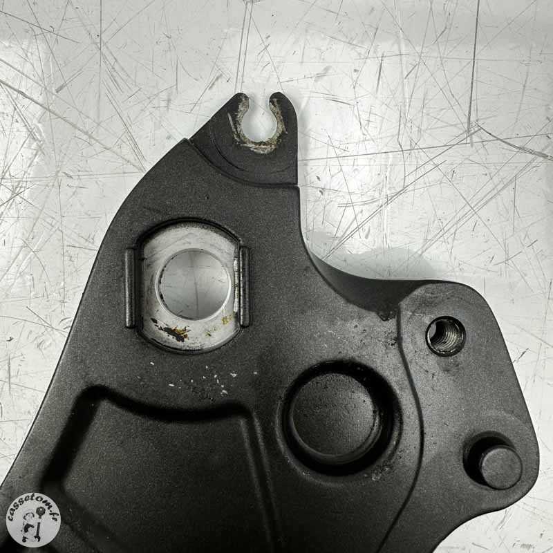 Support platine avant gauche  Yamaha 700 Mt-07 2018