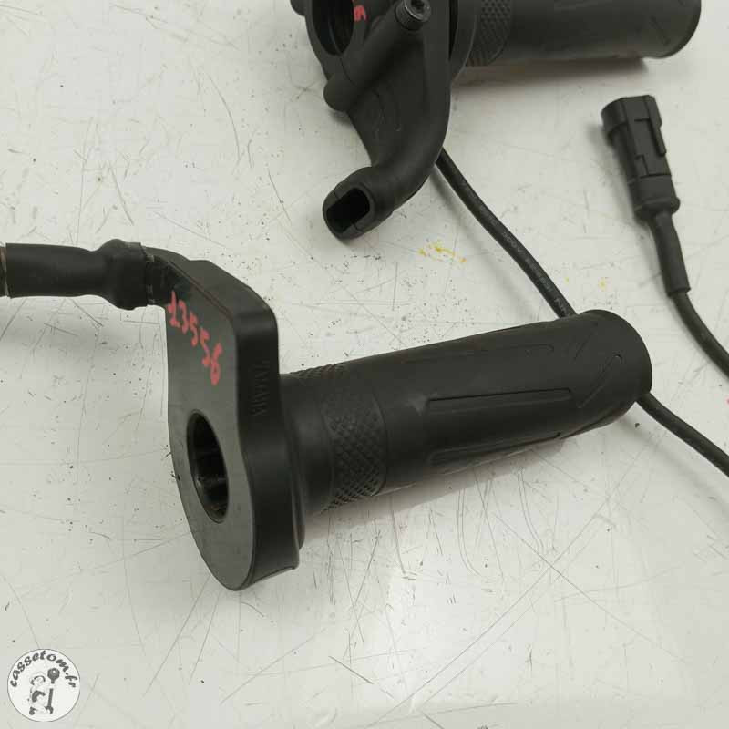 Poignée de gaz + poignée gauche   Yamaha 700 Mt-07 2018