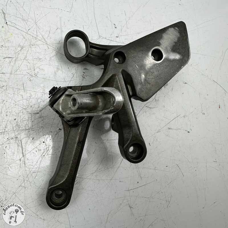 Platine avec repose pied avant droit  Honda 1000 CB1000R 2008