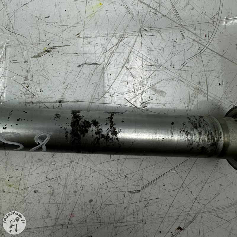 Axe de bras oscillant  Honda 1000 CB1000R 2008