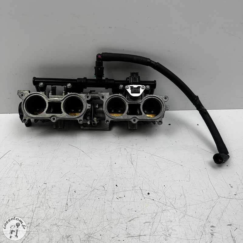 Rampe d'injection avec durite à essence  Honda 1000 CB1000R 2008