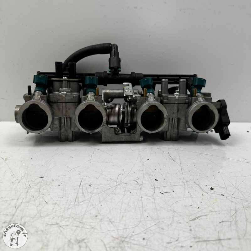 Rampe d'injection avec durite à essence  Honda 1000 CB1000R 2008