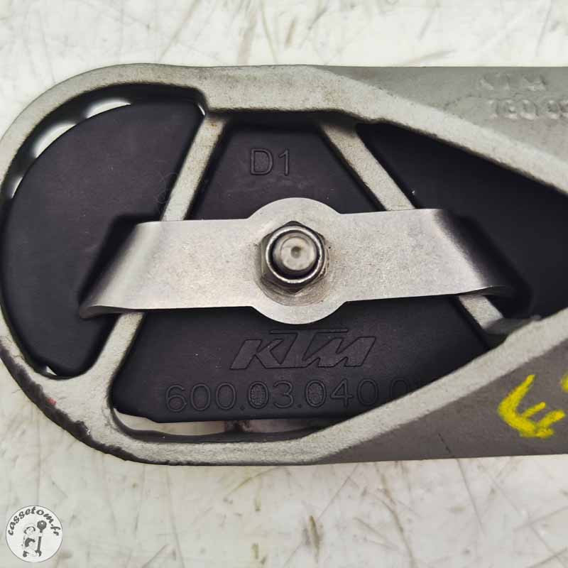 Repose pied avant gauche  KTM 690 smc-r 2021