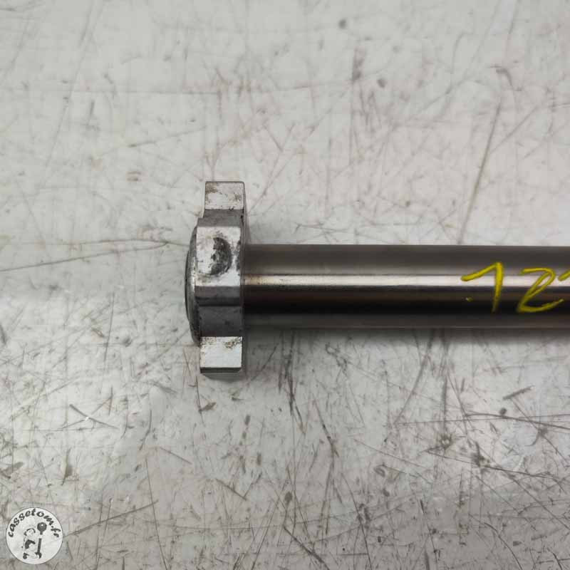 Axe de roue arrière  KTM 690 smc-r 2021