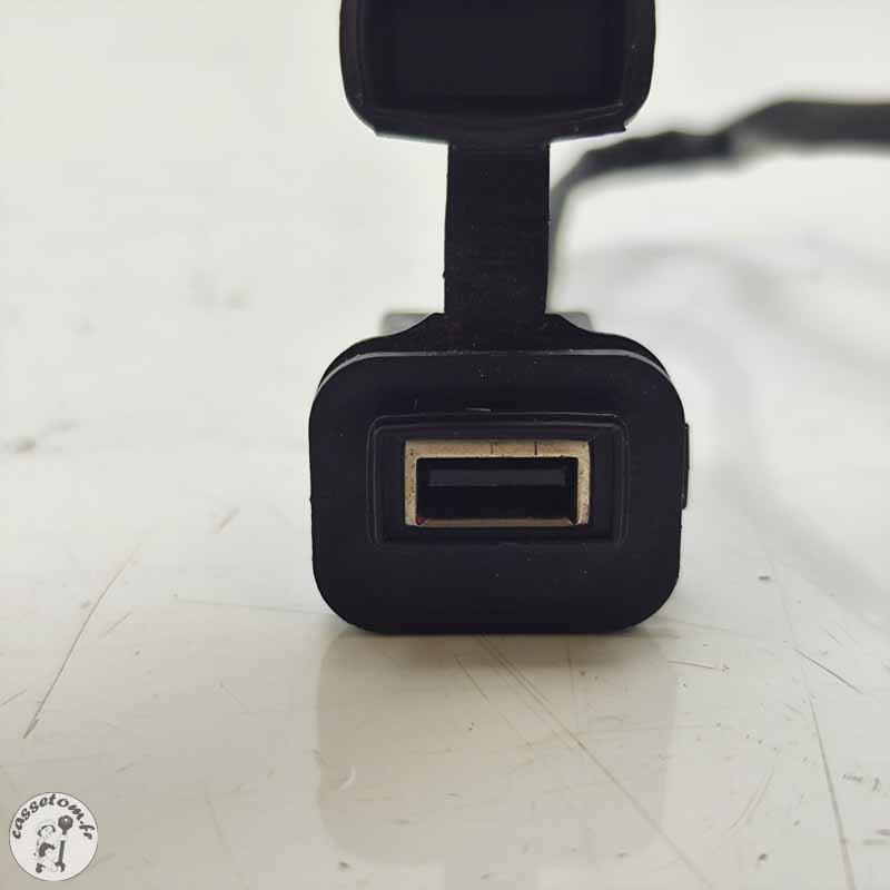 Ensemble de leds, commandes et accessoires tableau de bord  KTM 690 smc-r 2021