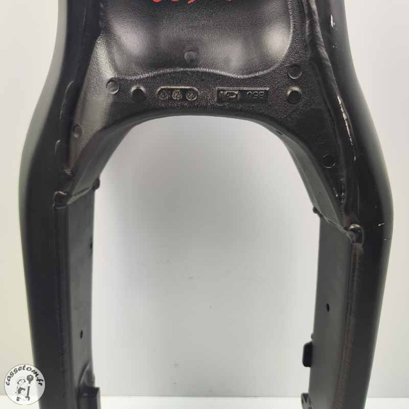 Bras oscillant Yamaha 900 Mt tracer 2023