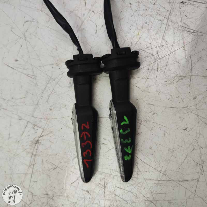 Clignotants arrière  Yamaha 900 Mt tracer 2023