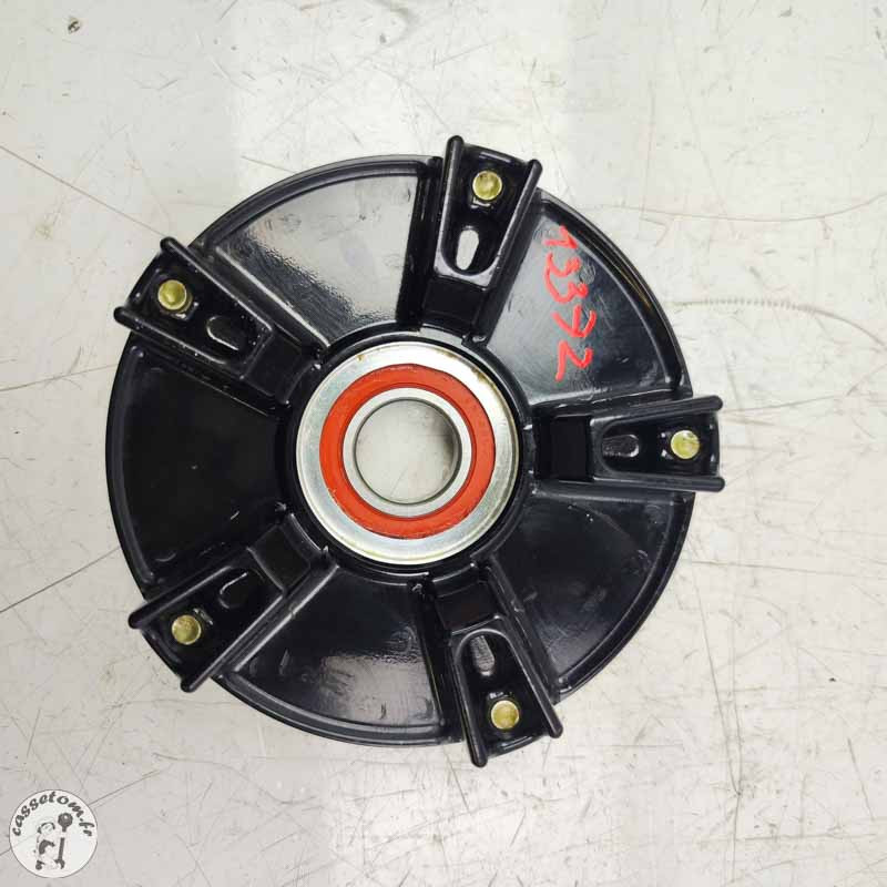 Porte couronne  Yamaha 900 Mt tracer 2023