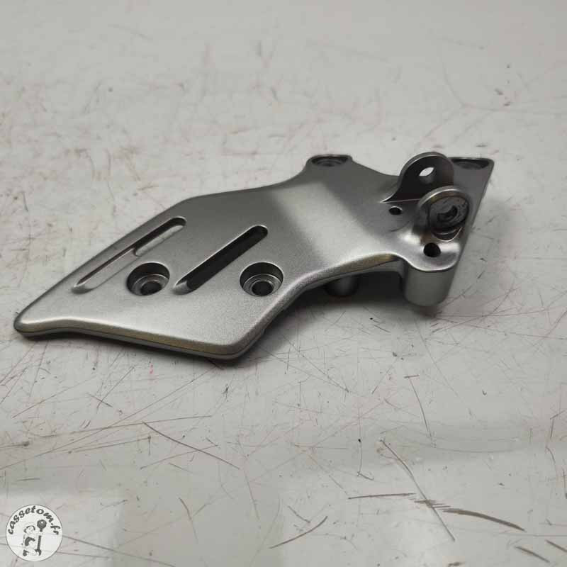 Platine avant droit  Yamaha 900 Mt tracer 2023