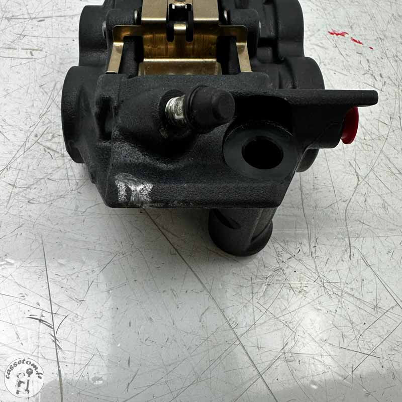 Etrier de frein avant droit  Yamaha 900 Mt tracer 2023