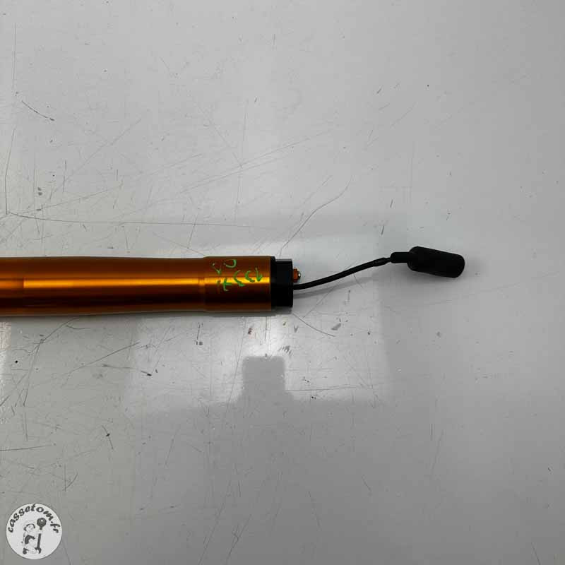 Bras de fourche droit  Yamaha 900 Mt tracer 2023