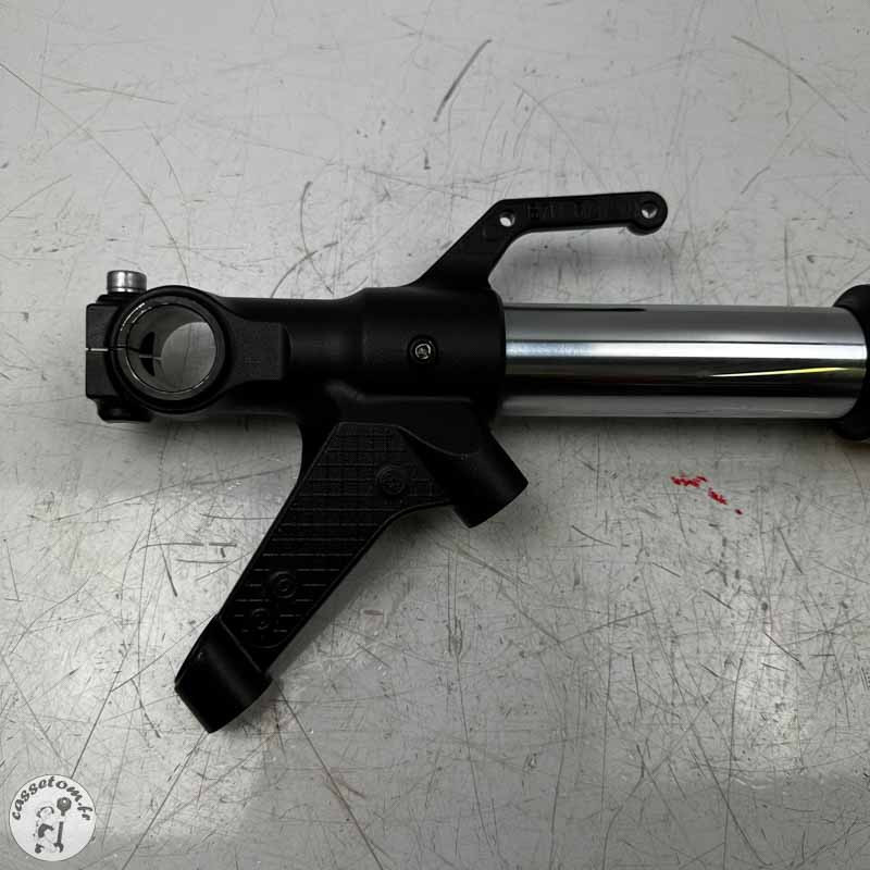 Bras de fourche droit  Yamaha 900 Mt tracer 2023