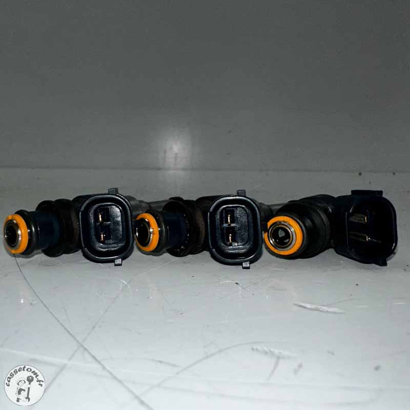 Lot d'injecteur  Yamaha 900 Mt tracer 2023