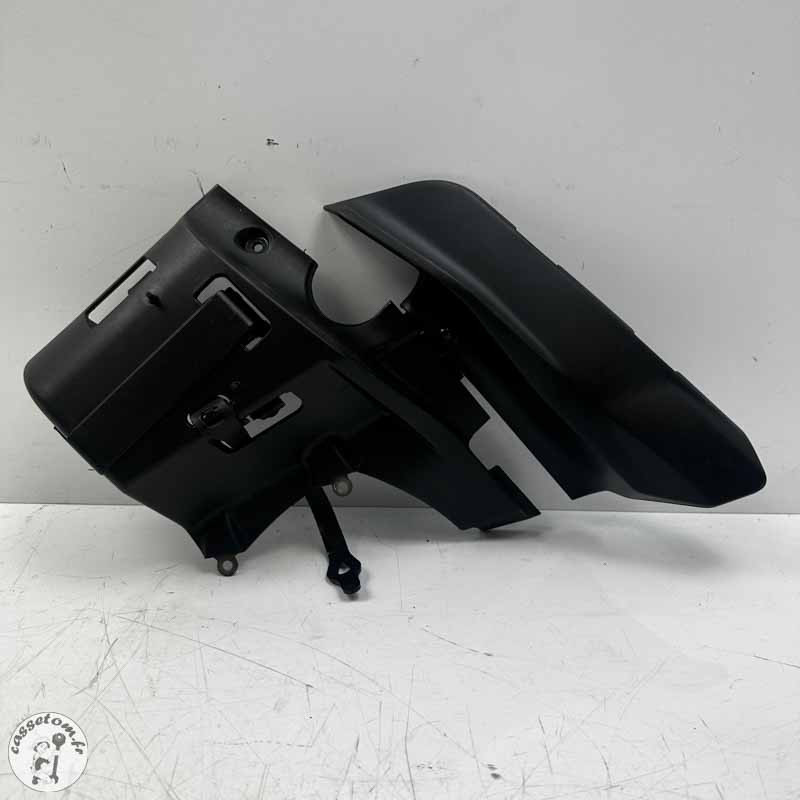 Bride fixation canister avec couvercle gauche supérieur  Ducati 1200 Monster 2017