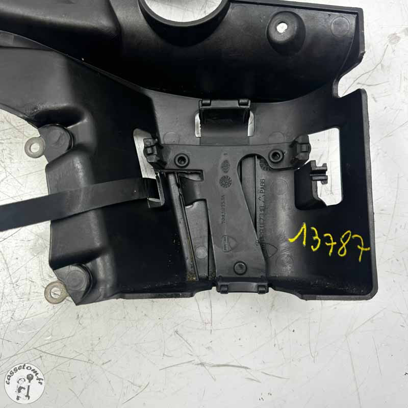 Bride fixation canister avec couvercle gauche supérieur  Ducati 1200 Monster 2017