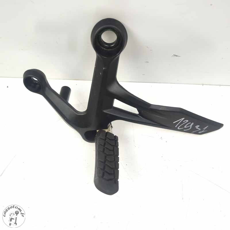 Platine + repose pied avant gauche  KTM 790 duke l 2023
