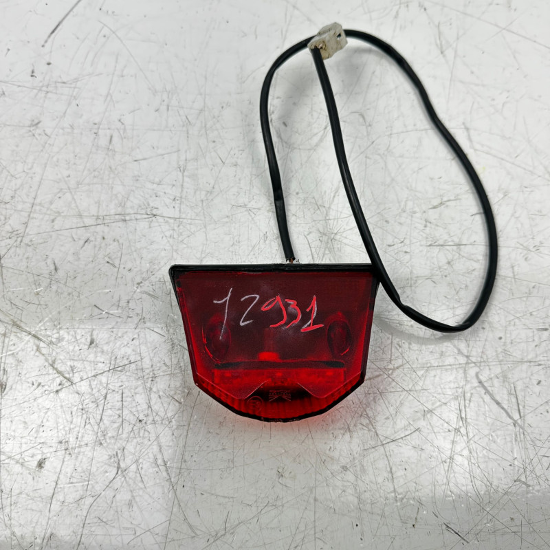 Feu arrière  KTM 790 duke l 2023