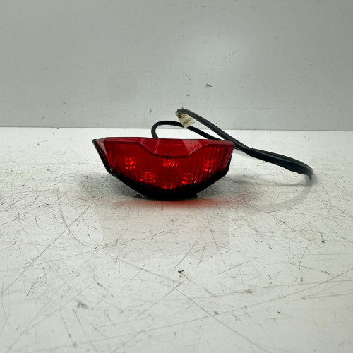 Feu arrière  KTM 790 duke l 2023