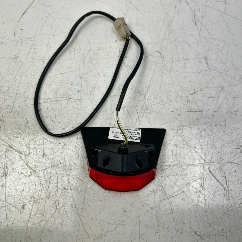 Feu arrière  KTM 790 duke l 2023