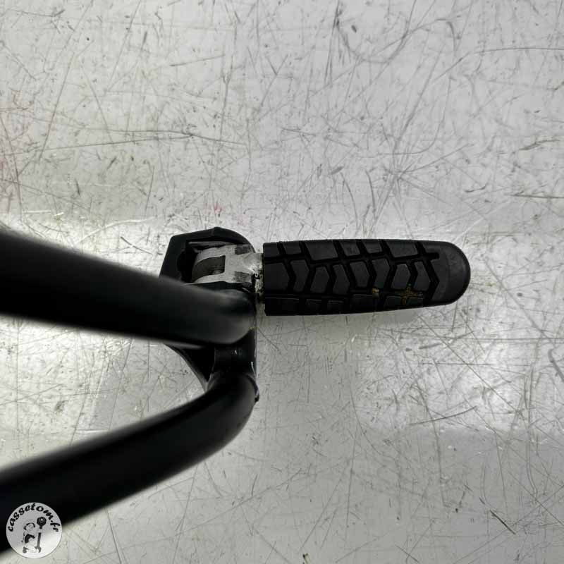 Platine + repose pied arrière gauche  KTM 790 duke l 2023