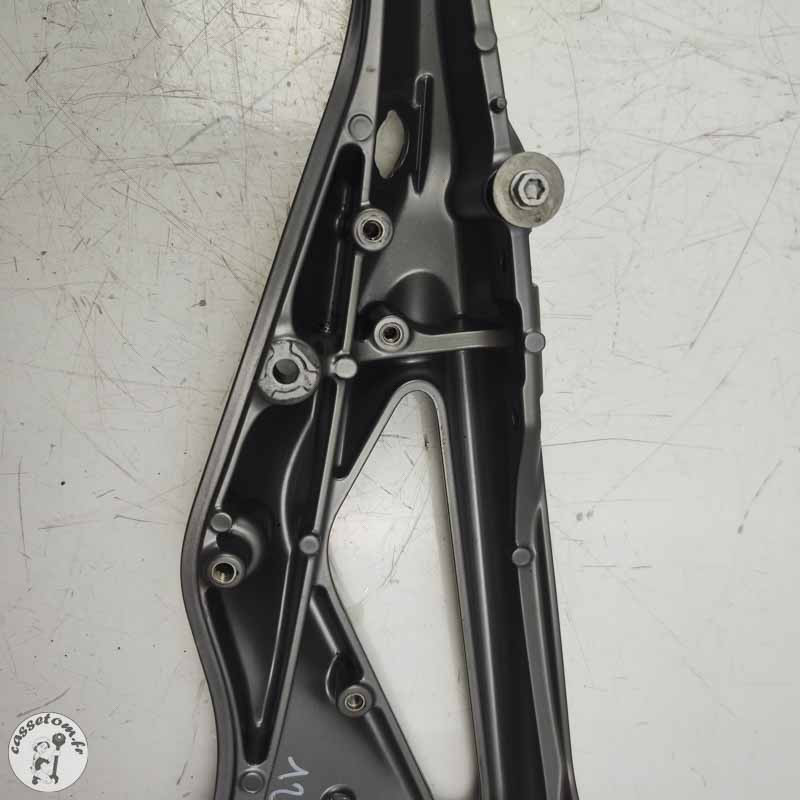 Demi boucle arrière gauche  KTM 790 duke l 2023