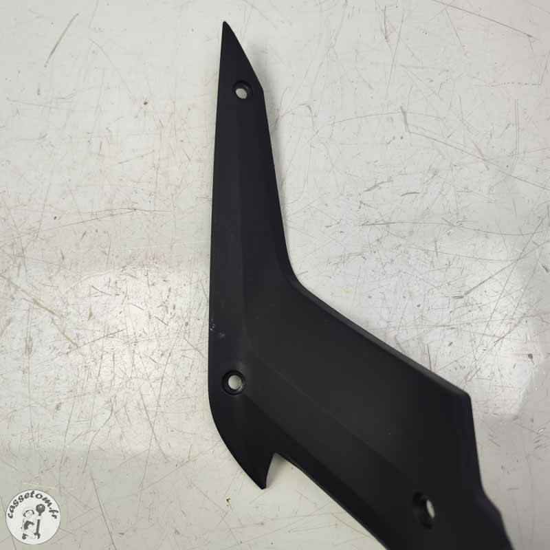 Carénage avant du réservoir  KTM 790 duke l 2023