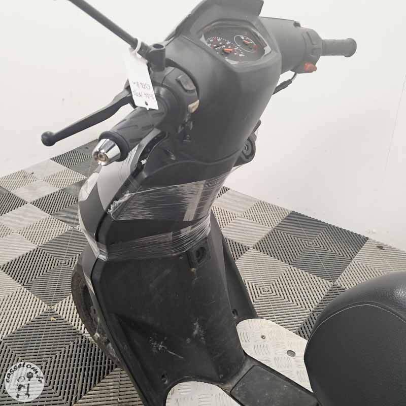 Peugeot 50 Kisbee de  2024