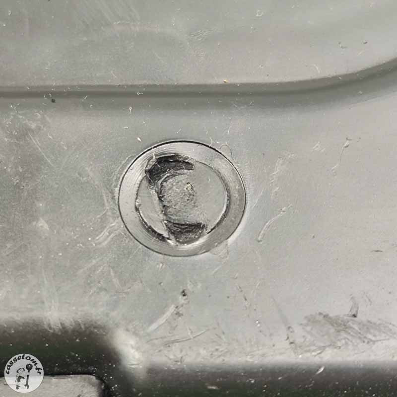 Boitier de filtre à air sans filtre  Triumph 2300 rocket III 2005