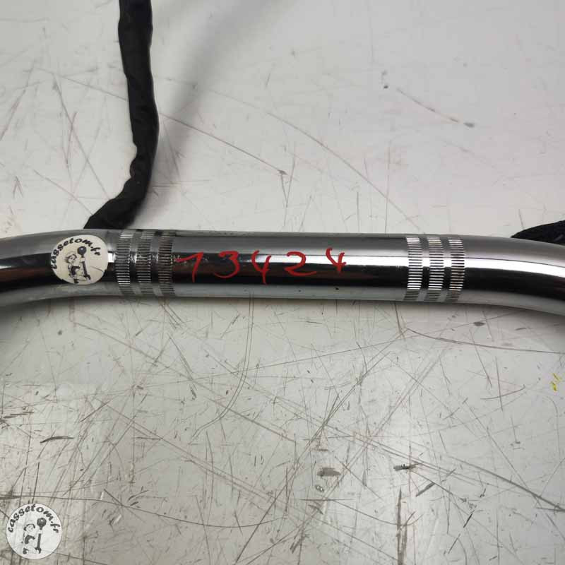 Guidon avec commodos  Triumph 2300 rocket III 2005