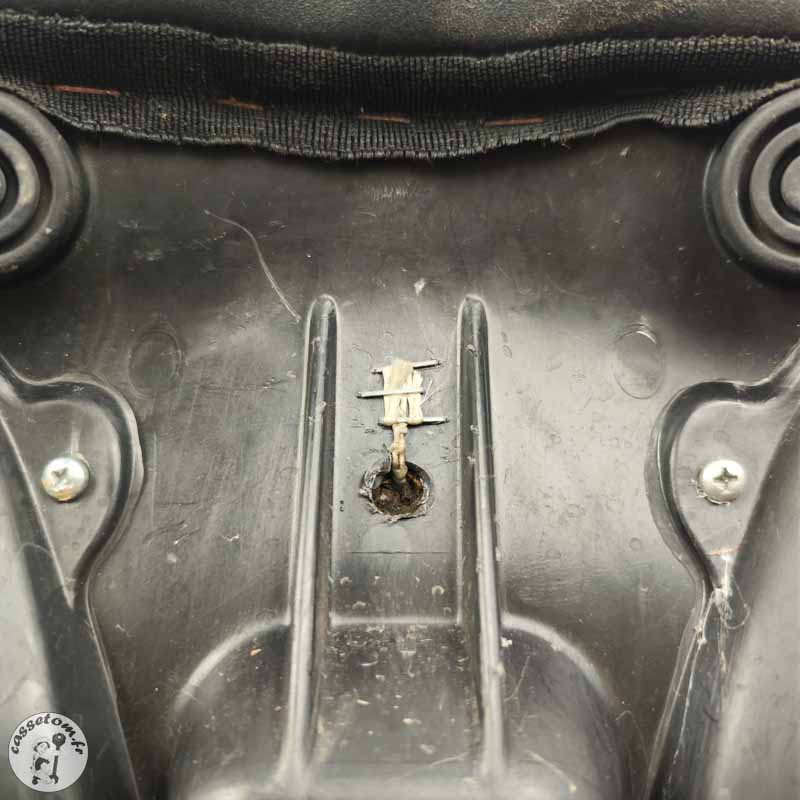 Selle pilote confort  Triumph 2300 rocket III 2005