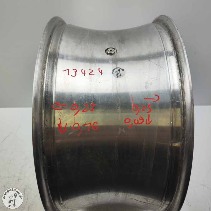 Jante arrière  Triumph 2300 rocket III 2005