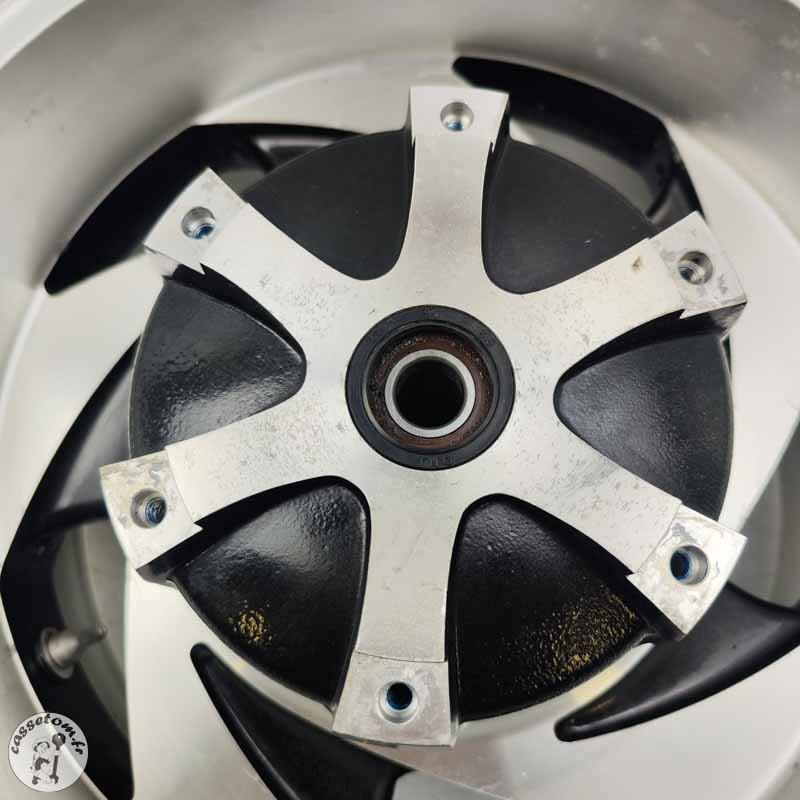 Jante arrière  Triumph 2300 rocket III 2005