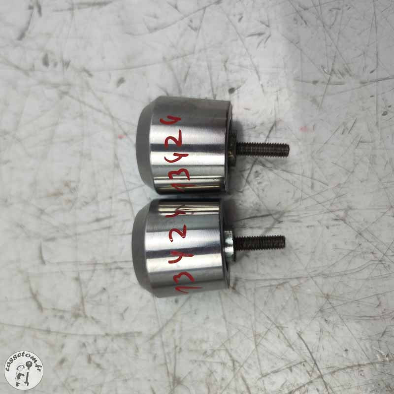 Embouts de guidon  Triumph 2300 rocket III 2005