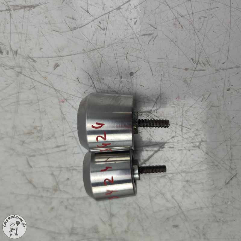 Embouts de guidon  Triumph 2300 rocket III 2005