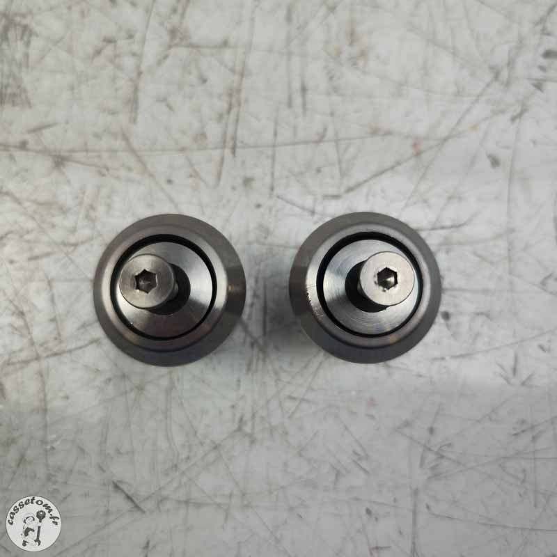 Embouts de guidon  Triumph 2300 rocket III 2005