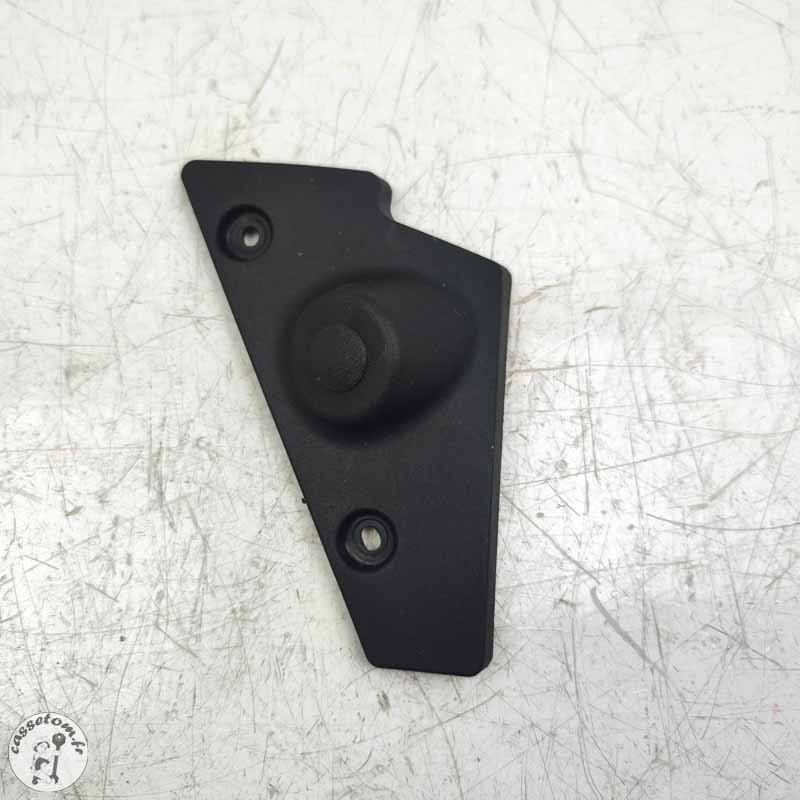 Lot de plastique ( cache cadre )  Triumph 2300 rocket III 2005