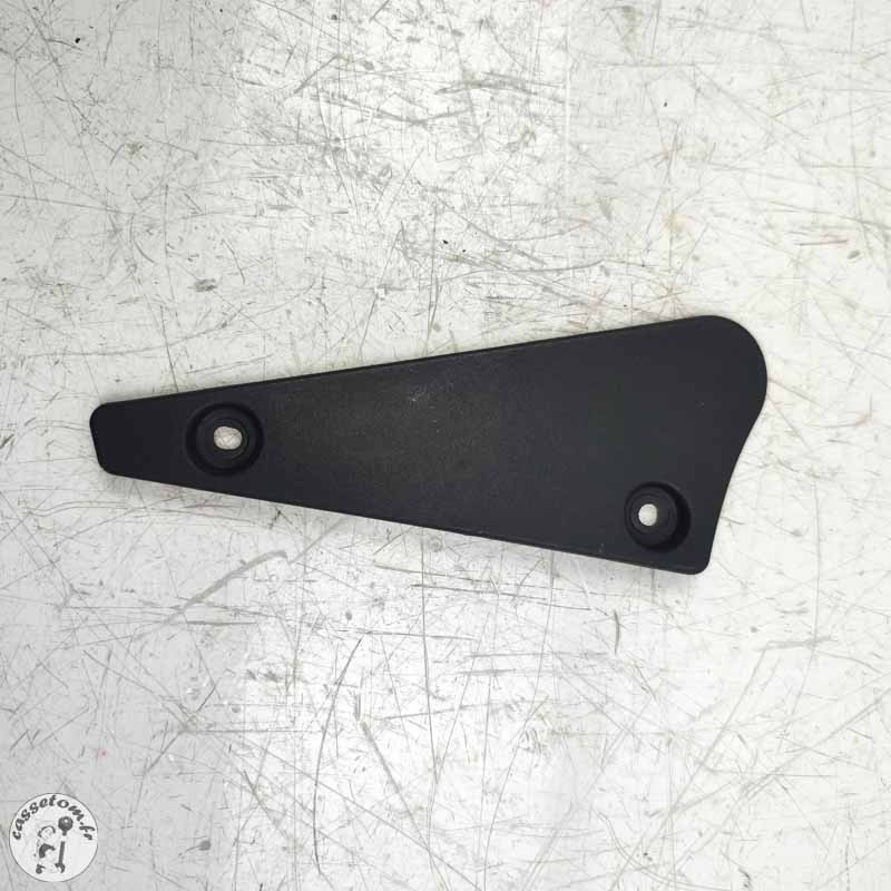 Lot de plastique ( cache cadre )  Triumph 2300 rocket III 2005