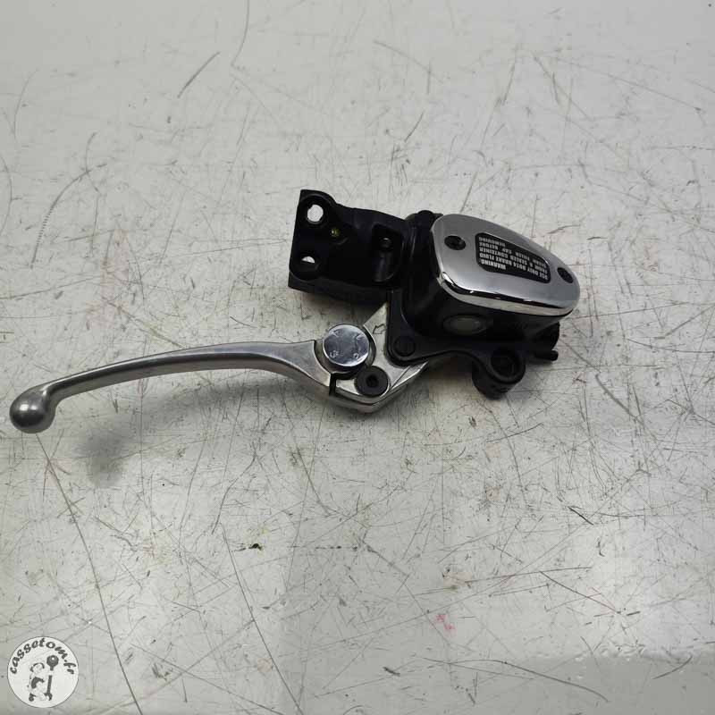 Maître cylindre de frein avant  Triumph 2300 rocket III 2005