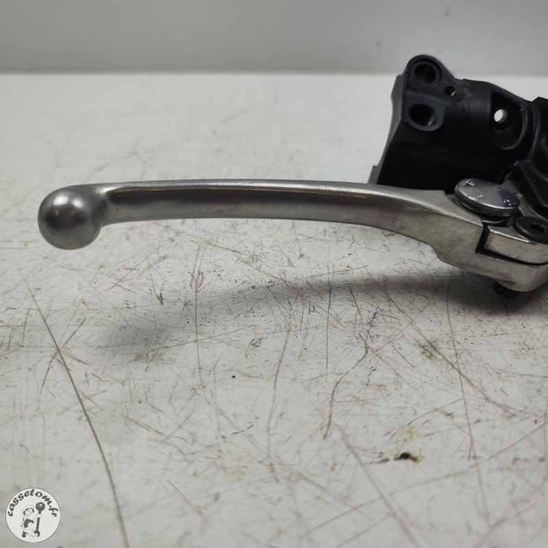 Maître cylindre de frein avant  Triumph 2300 rocket III 2005