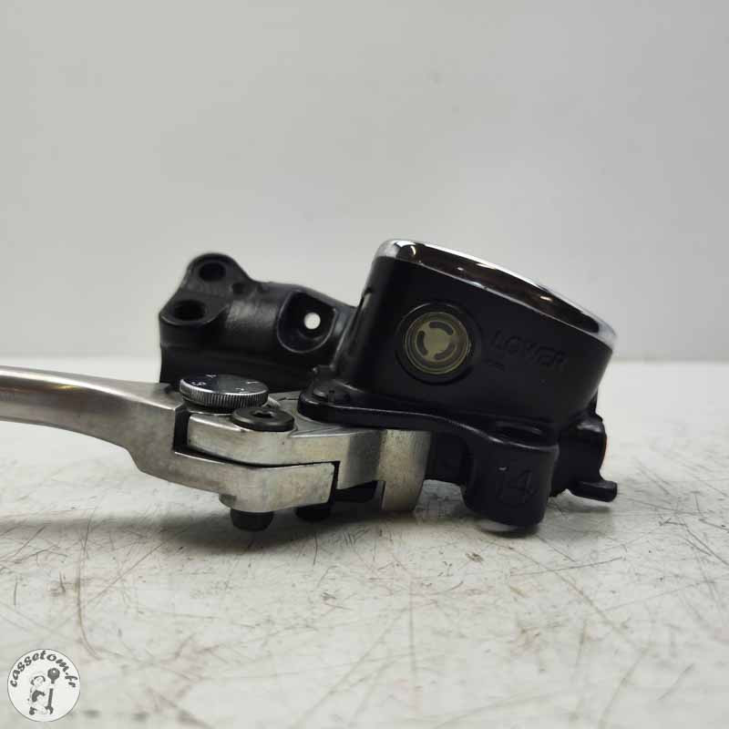 Maître cylindre de frein avant  Triumph 2300 rocket III 2005