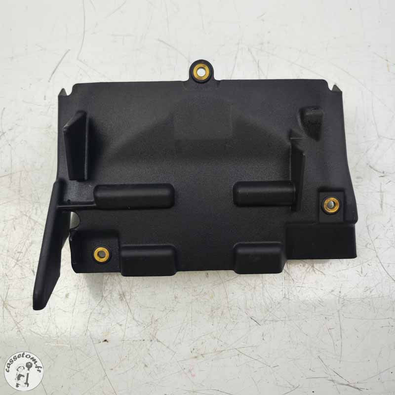 Cache arrière garde boue  Triumph 2300 rocket III 2005