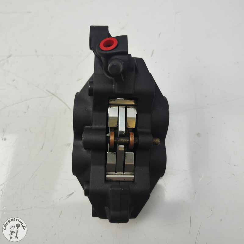 Etrier avant gauche  Triumph 2300 rocket III 2005