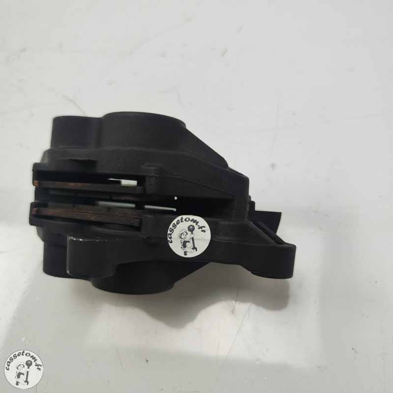 Etrier avant gauche  Triumph 2300 rocket III 2005