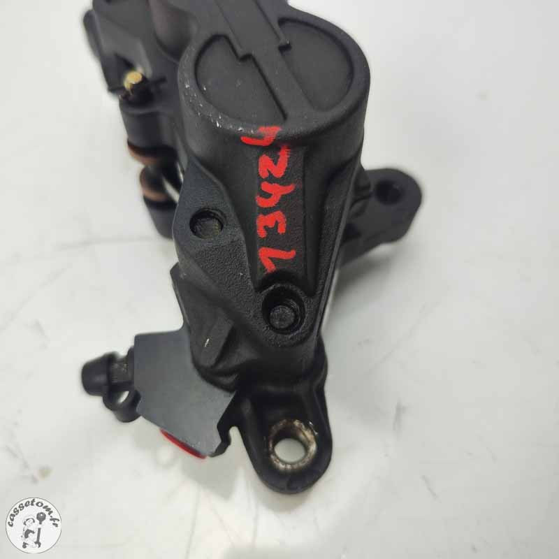 Etrier avant droit  Triumph 2300 rocket III 2005