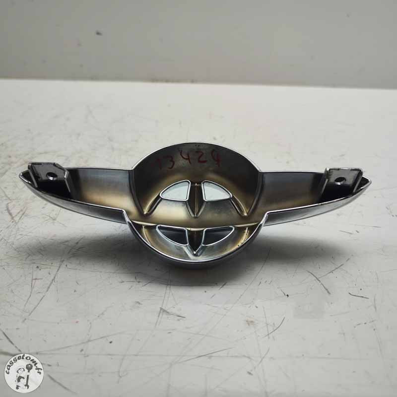 Cache klaxon  Triumph 2300 rocket III 2005