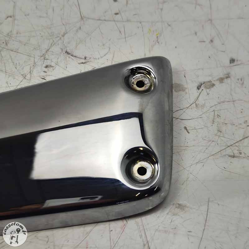 Cache platine arrière droite  Triumph 2300 rocket III 2005
